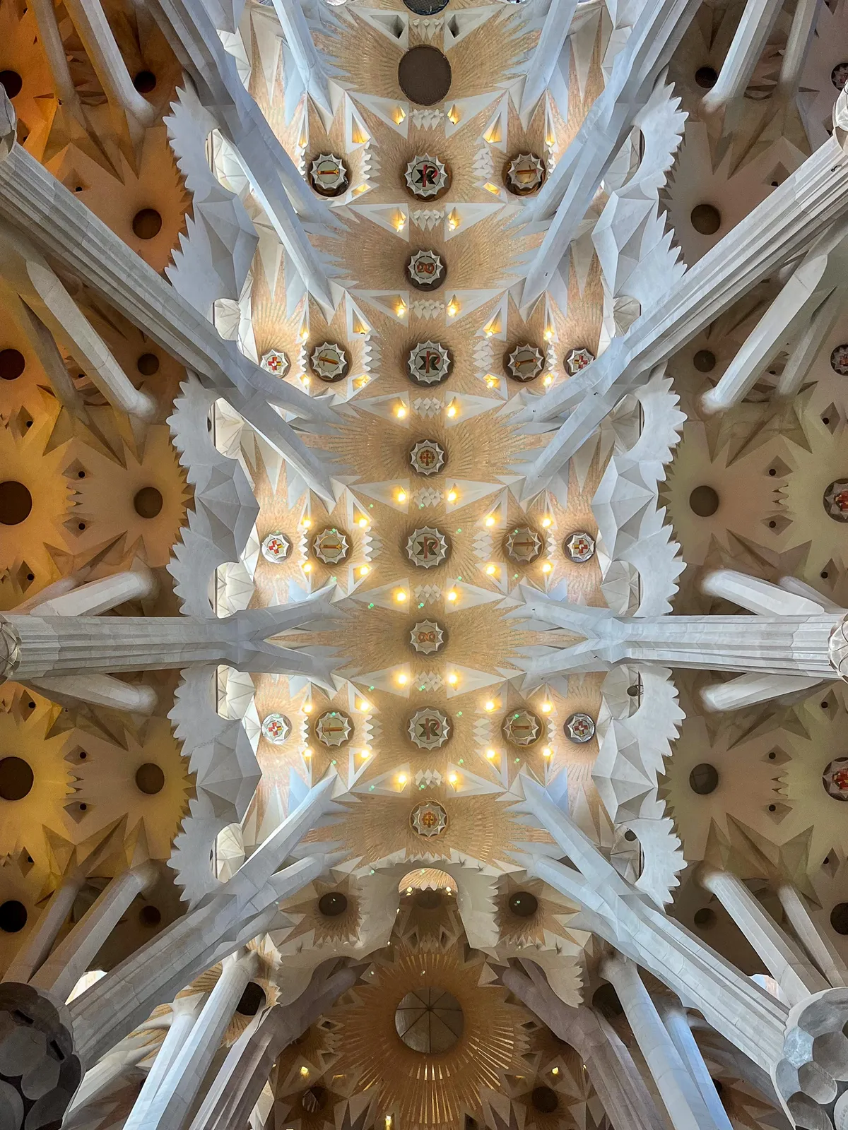 Bóvedas de la Sagrada Familia — Barcelona, España