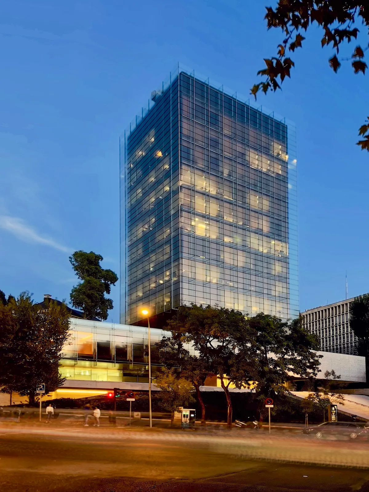 Torre Castelar en el Paseo de la Castellana — Madrid, España