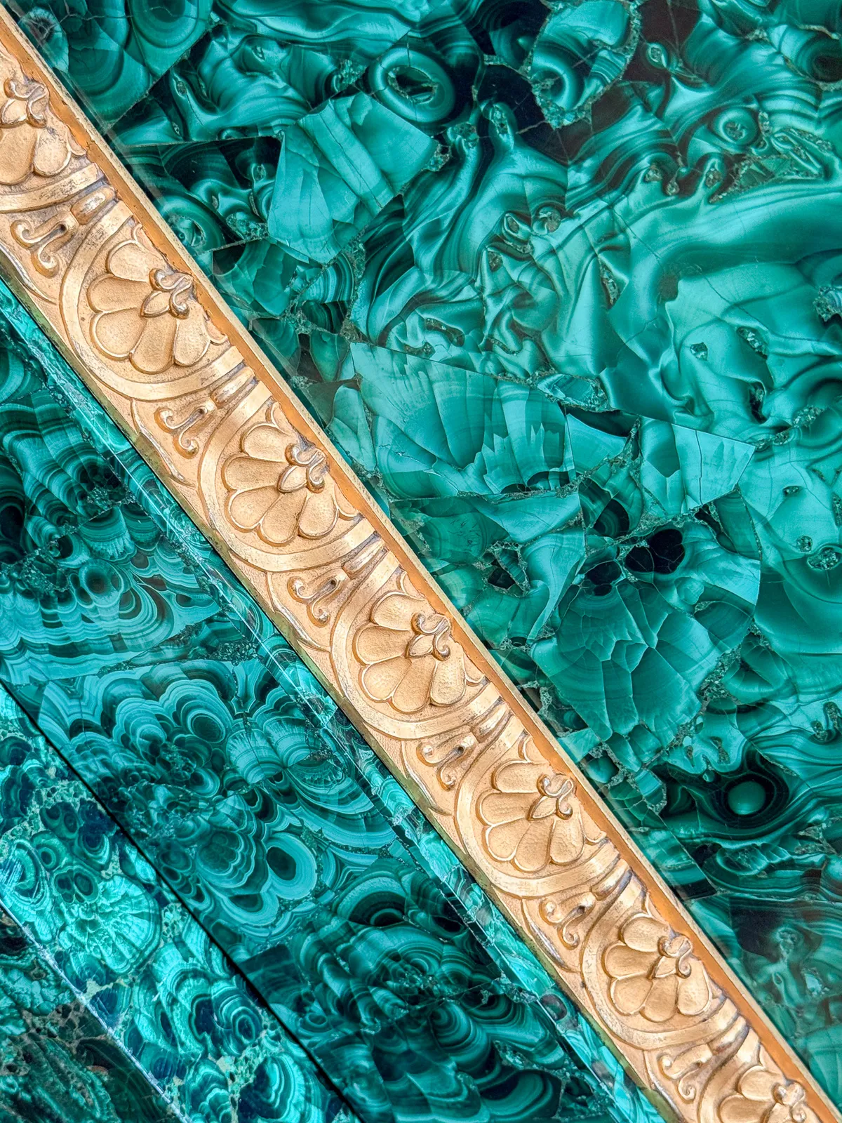 Detalle de Malaquita y Bronce Dorado — San Petersburgo, Rusia